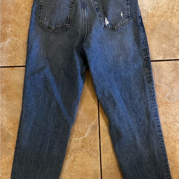 Ultra High Rise 90s Straight Jean - Abercrombie & Fitch - Picture 8 of 11